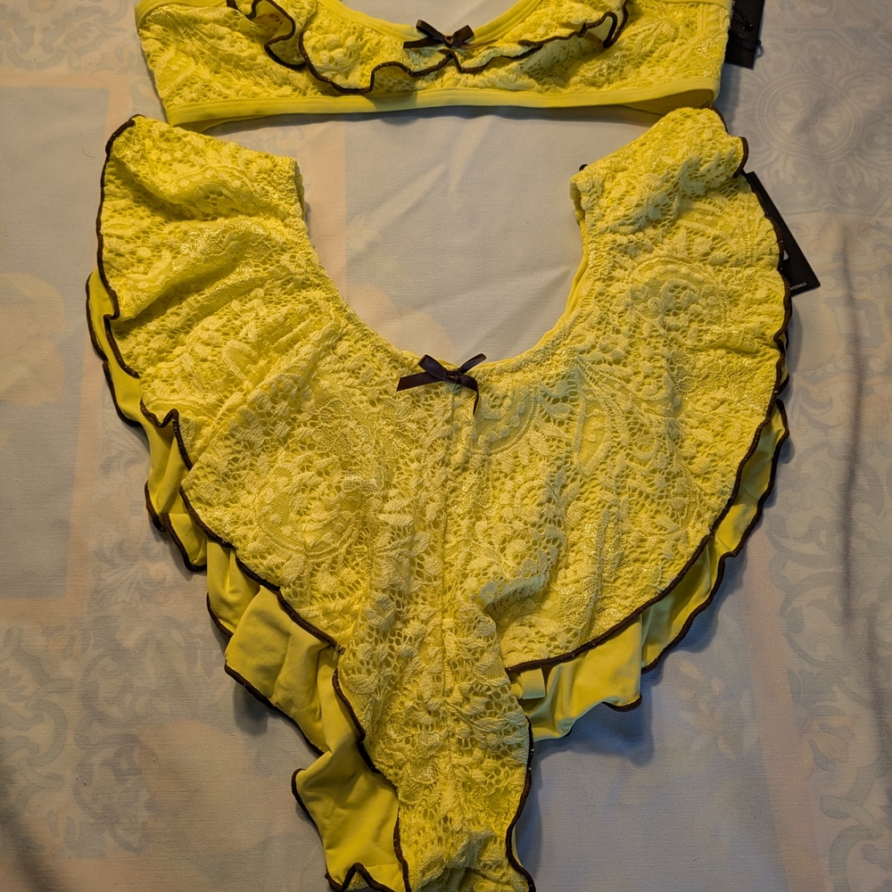 Vibrant Yellow Ruffled Swim Suit 2 Piece